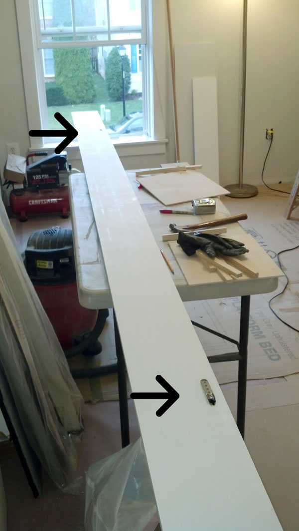 How to Install Picture Frame Lights on Builtins Remodelando la Casa