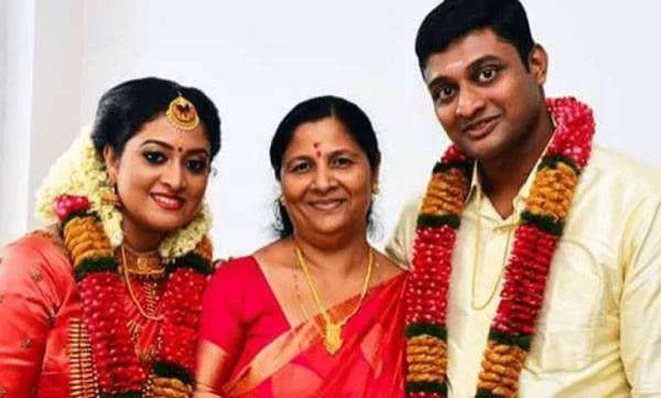 Actor Saikumar's daughter got married, Kochi, News, Marriage, Cinema, Entertainment, Kerala