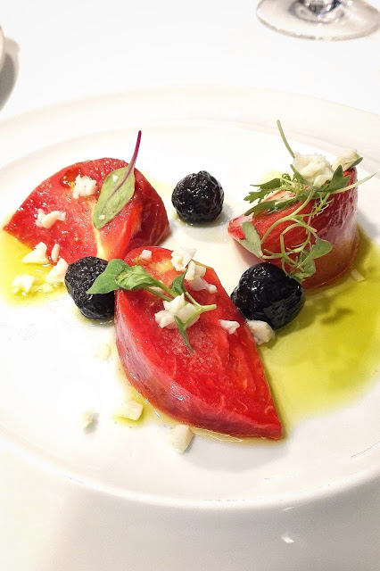 Ensalada clásica de tomate feo de Tudela. Ensalada clásica de tomate feo de Tudela.