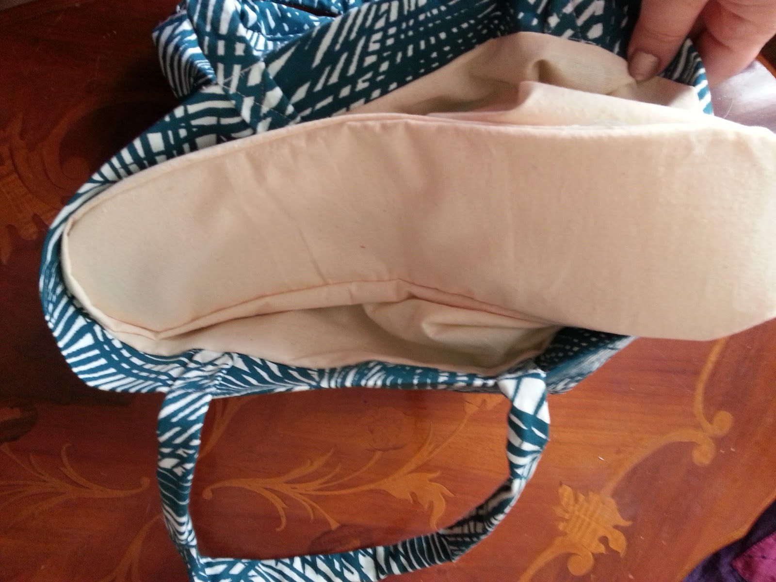 Needle arts and Crafts How to make beach bag decorated with ribbon