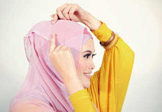 Cara Memakai Hijab Segi Empat Terbaru