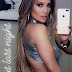 Jennifer Lopez exibe corpaço de vestido e deixa 'cofrinho' à mostra.