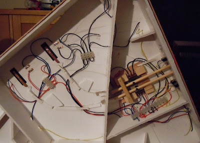 Michael's Model Railways: Track and Wires
