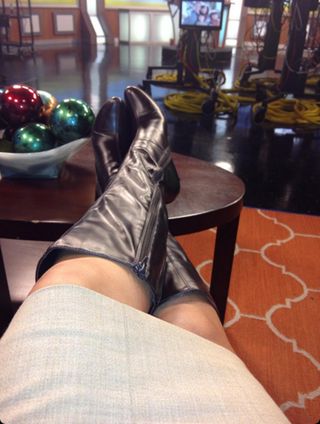 Sharon Tazewell Posts Her 2nd Booted Pic Of The Day.