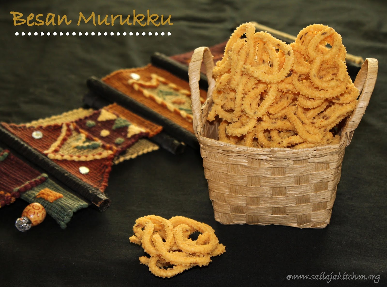 besan flour murukku