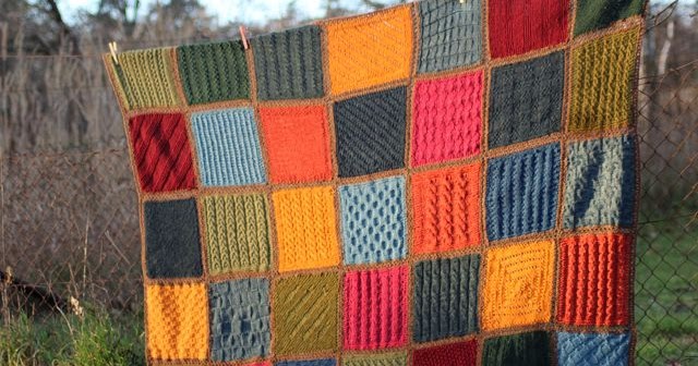 Wolle Natur Farben : Wolldecke aus Pflanzengefärbter Wolle