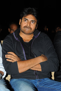 Pawan Kalyan at Julayi Audio Function [Cinema Pukarlu]