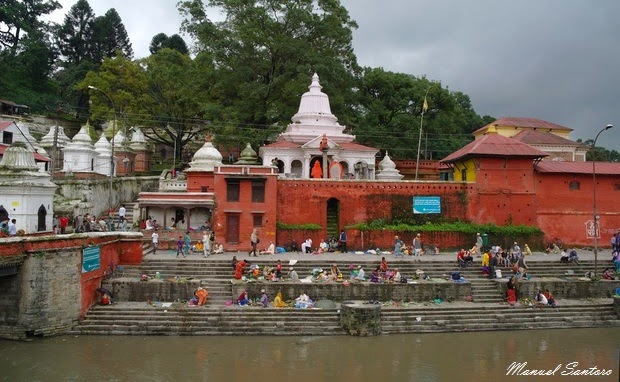 Pashupatinath, fiume Bagmati Pashupatinath, fiume Bagmati