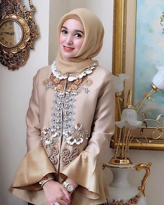 Model Gamis Brokat Kombinasi Kain Sifon Terbaru