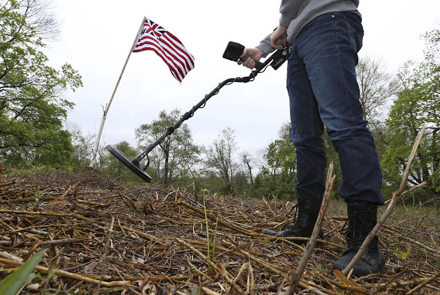 On New Jersey hillside, clues to Revolutionary War mystery On New Jersey hillside, clues to Revolutionary War mystery