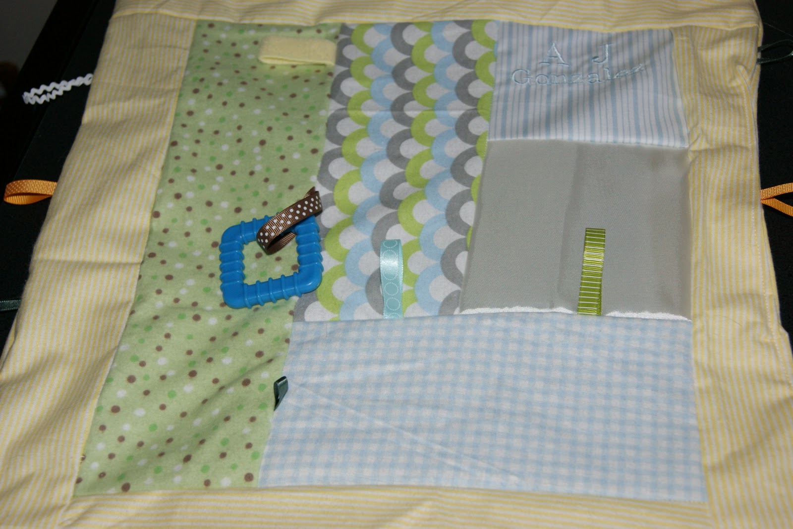 living the DIY lifestyle Ribbon Blanket