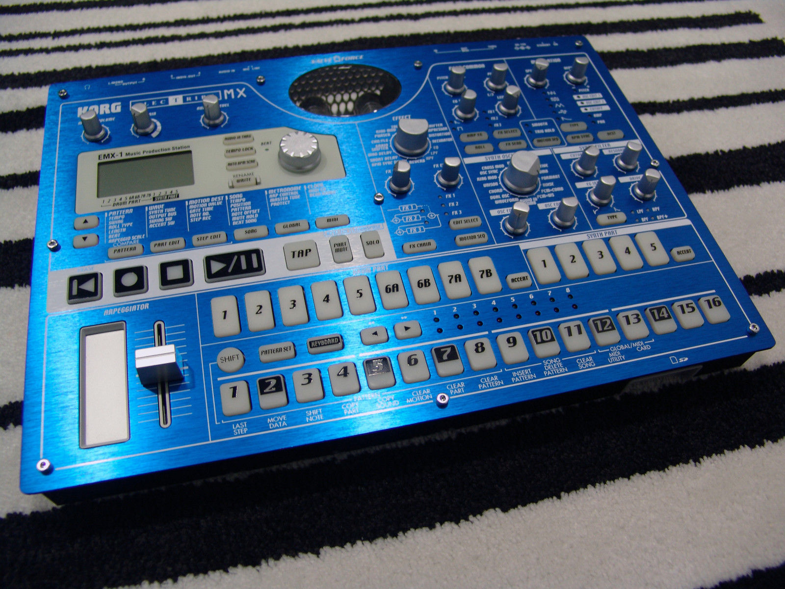 オーディオ機器 その他 MATRIXSYNTH: Korg Electribe EMX-1 SN 009427 w/ Original Box