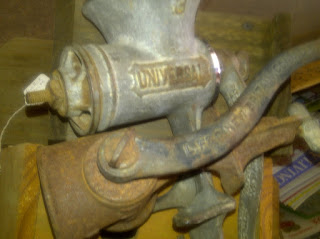 Universal meat grinder - Landers, Frary & Clark