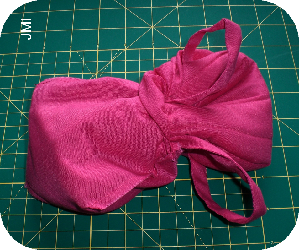 Crafting for Shoeboxes How to make a Carry Cot for a Mini Baby Doll