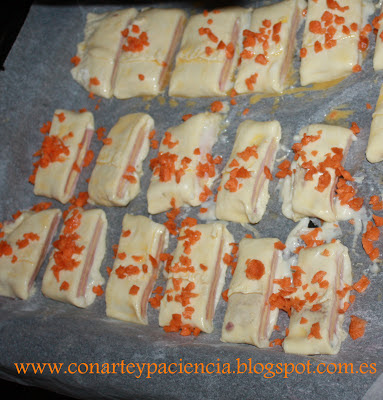 Mininapolitanas de jamón york y dos quesos