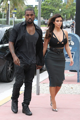 El cantante Kanye West conquista el mundo de la moda (III)