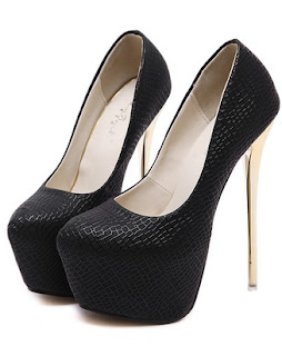 sepatu high heels hitam