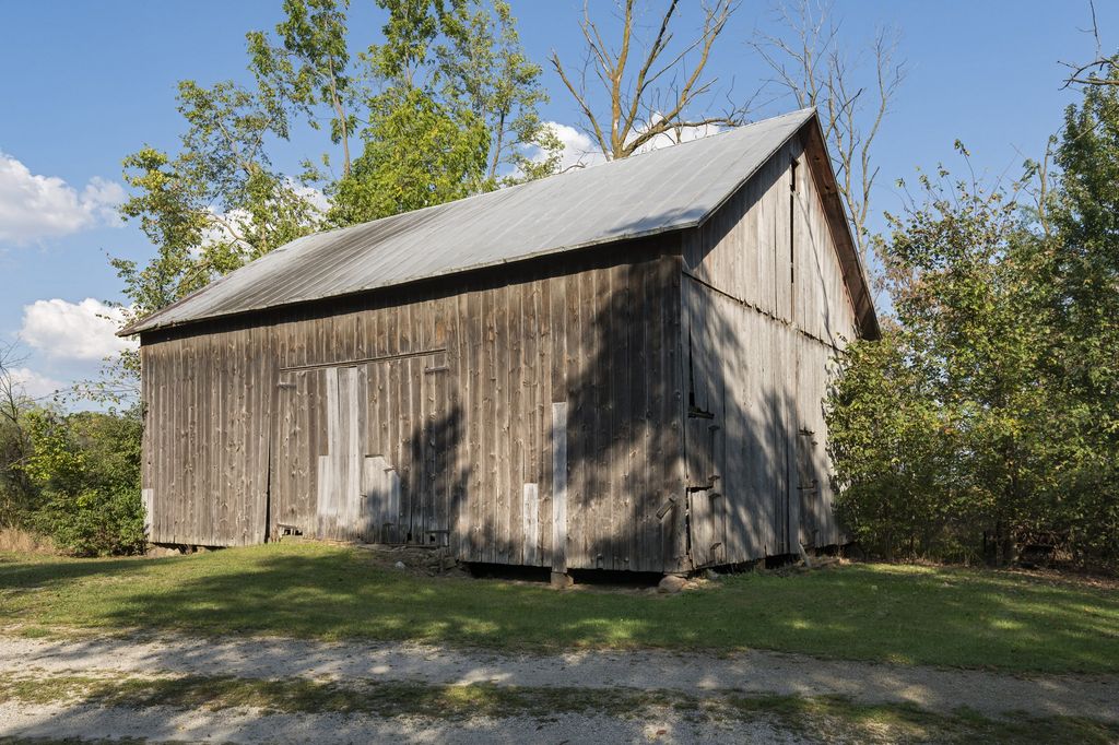 Sweet House Dreams 1834 Log Home in Helena, Ohio