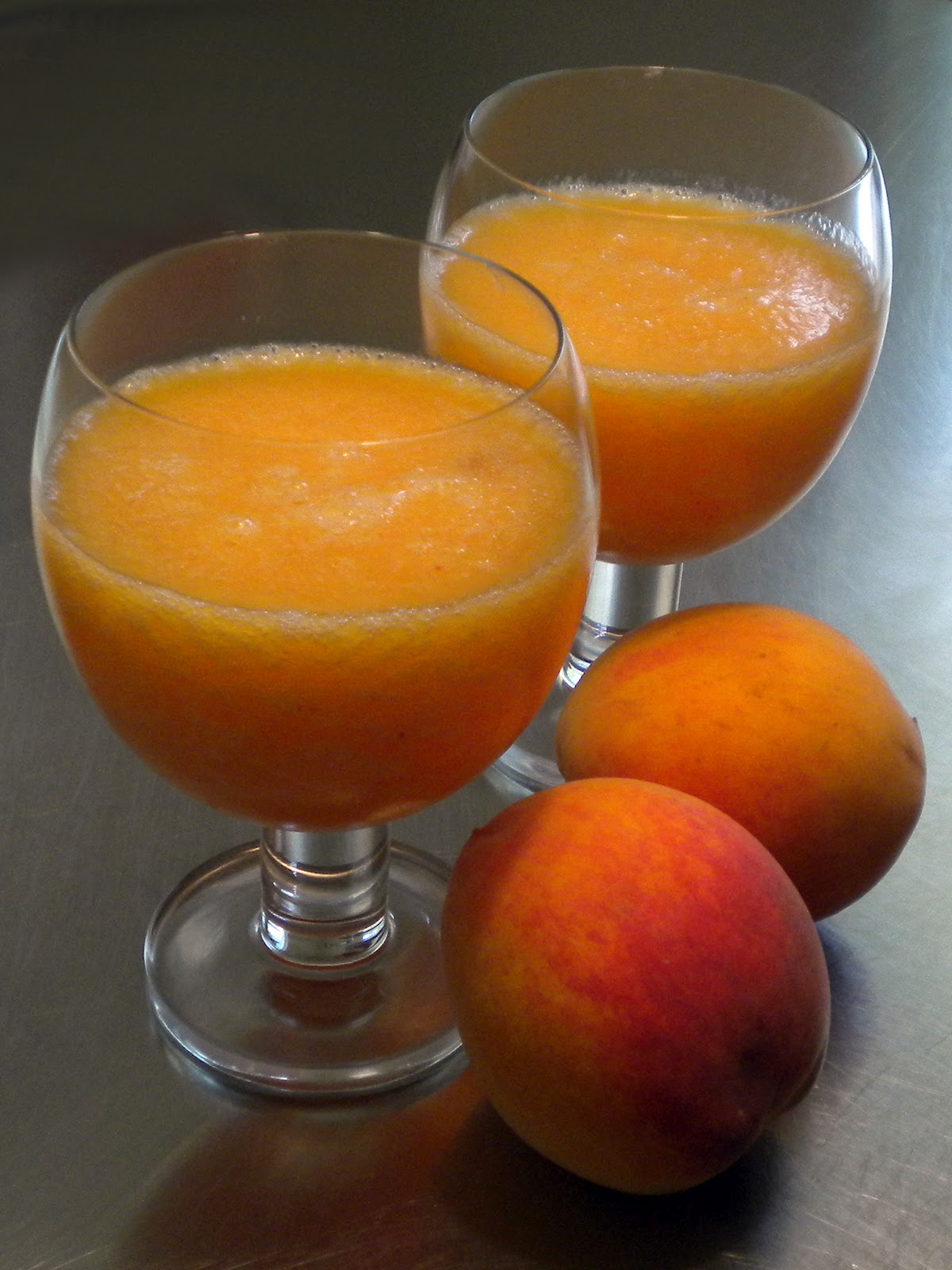 Cocktails in Charleston: Frozen Peach Daiquiri