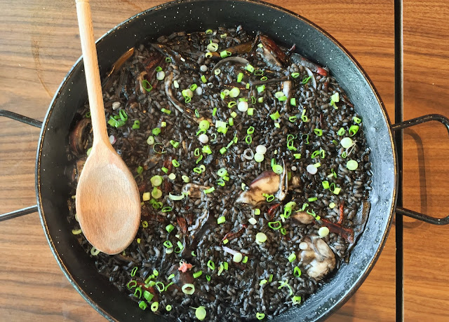Milagro Spanish Restaurant - Arroz Negre (Squid Ink Paella)
