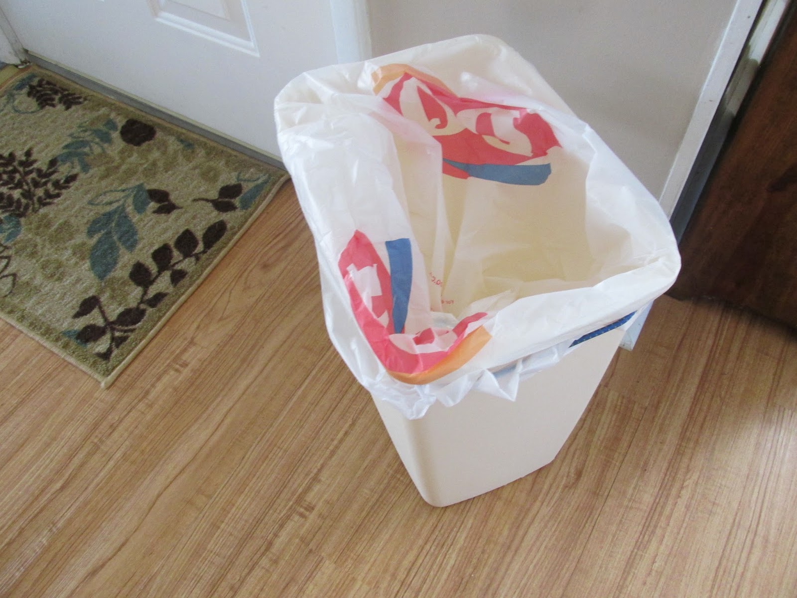 Vickie's Kitchen and Garden 10 Ways to Reuse a Plastic Bag