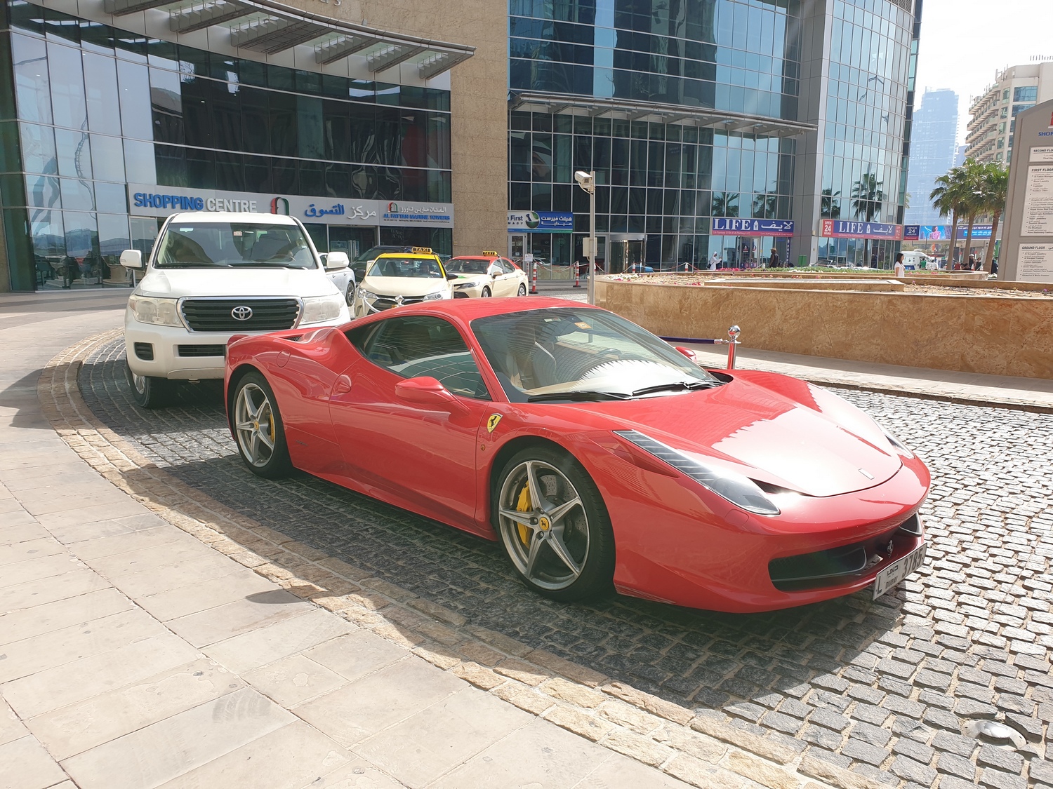 Dubai Car Spotting (Video and Gallery) Motoring Nomad