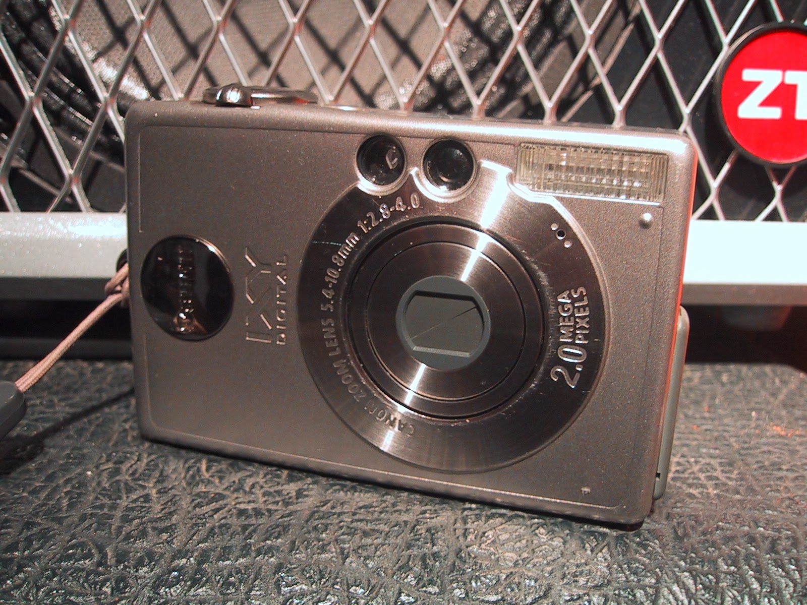 jimmy`s Canonデジカメ コレクション: Canon IXY DIGITAL 初期型 そして200