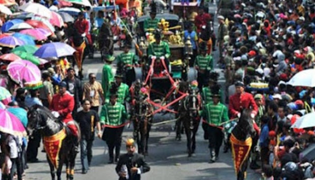 Inilah Dua Belas Tradisi Unik Jelang Ramadhan Yang Ada Di Indonesia Inilah Dua Belas Tradisi Unik Jelang Ramadhan Yang Ada Di Indonesia