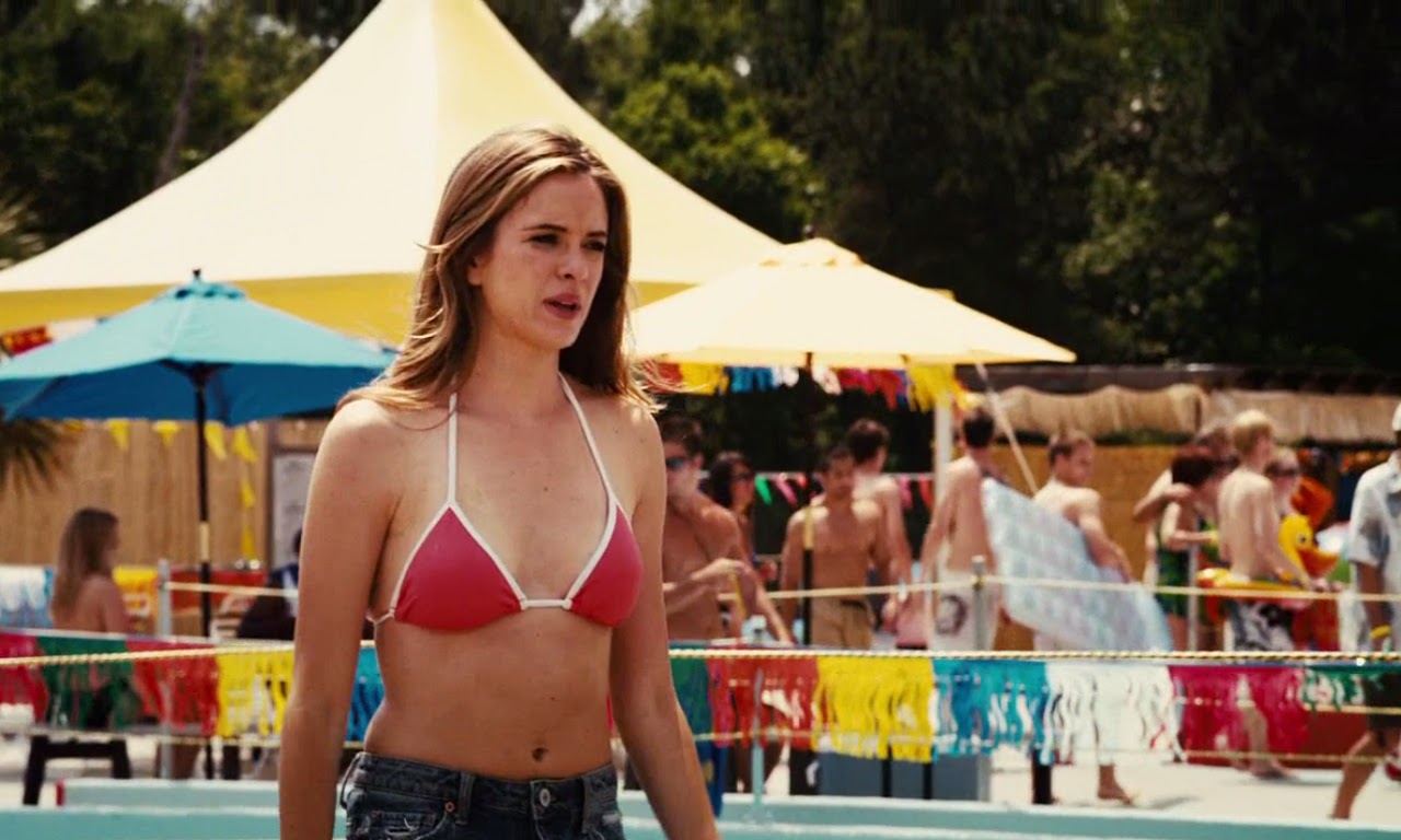 Piranha 3DD Wallpapers 2012