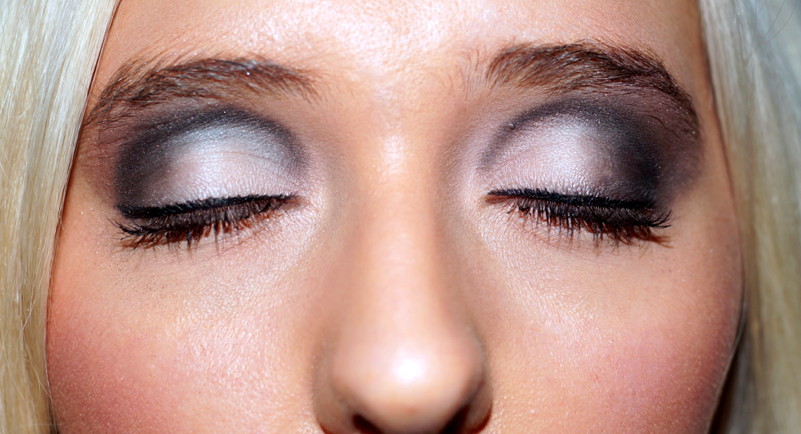 Emtalks: Kim Kardashian Eye Makeup and Contouring tutorial