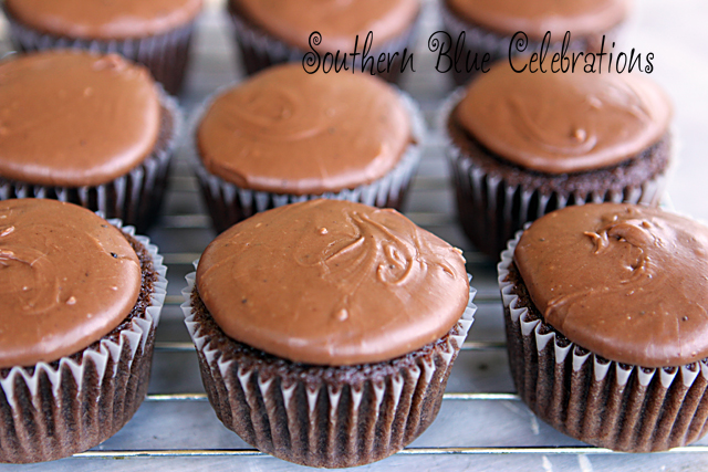 Fabulous You Texas Sheet Cake Cupcakes Fabulous You Texas Sheet Cake Cupcakes