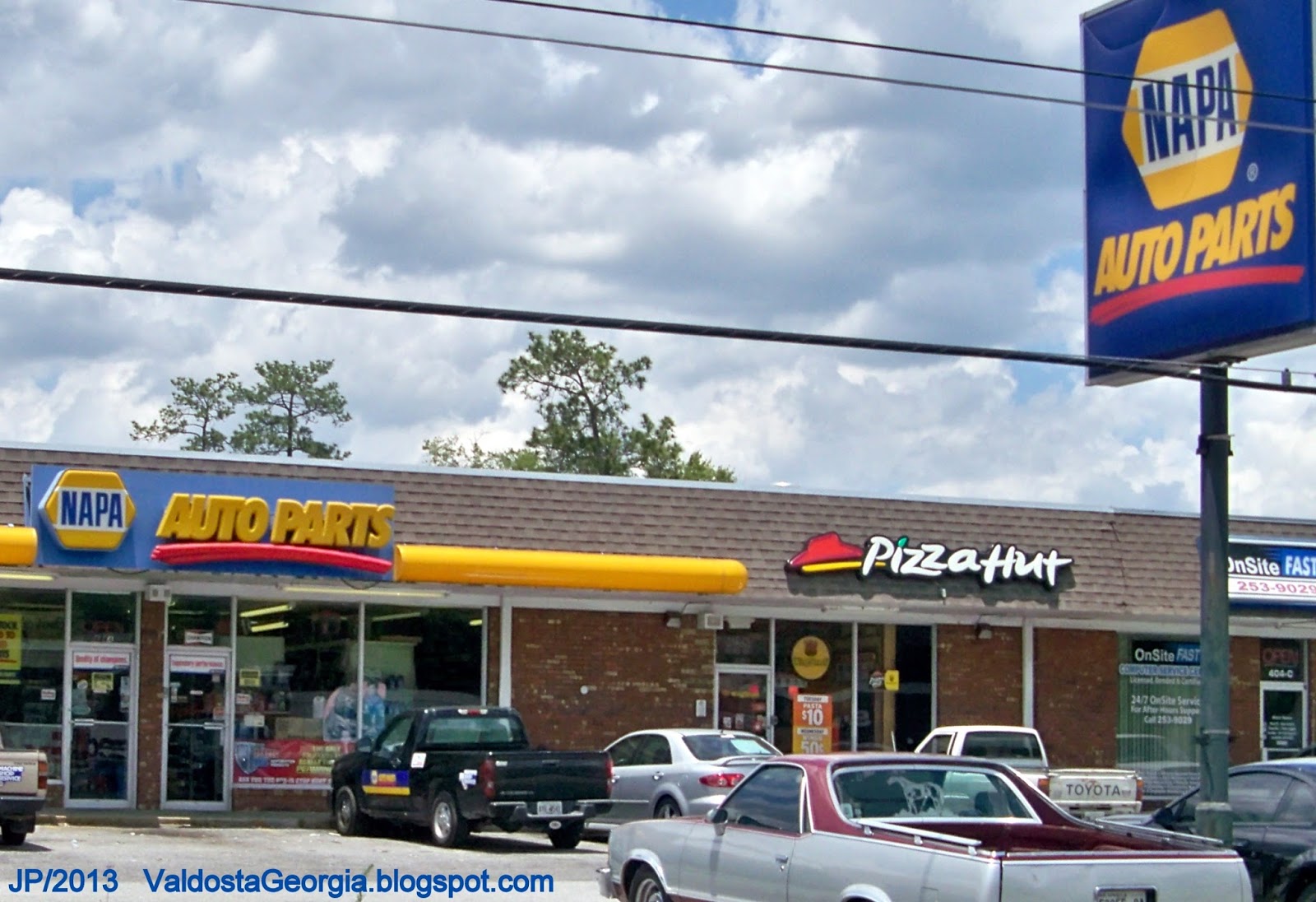 VALDOSTA Lowndes College Restaurant Attorney Dr.Hospital Bank Church Hotel Fire Dept