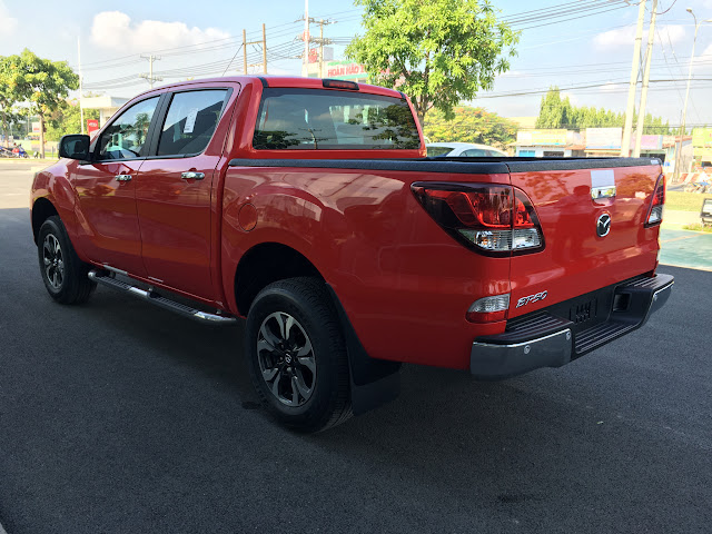 Mazda BT50 Facelift 2017 Mazda BT50 2017 phiên bản mới