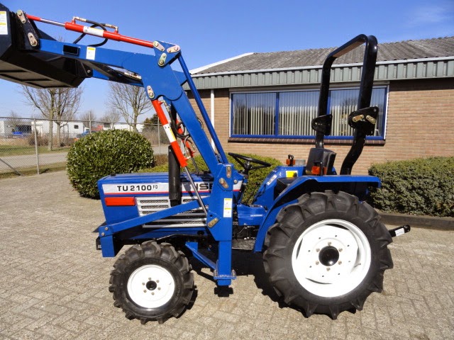 Tractor mic Iseki cu incarcator frontal, second hand