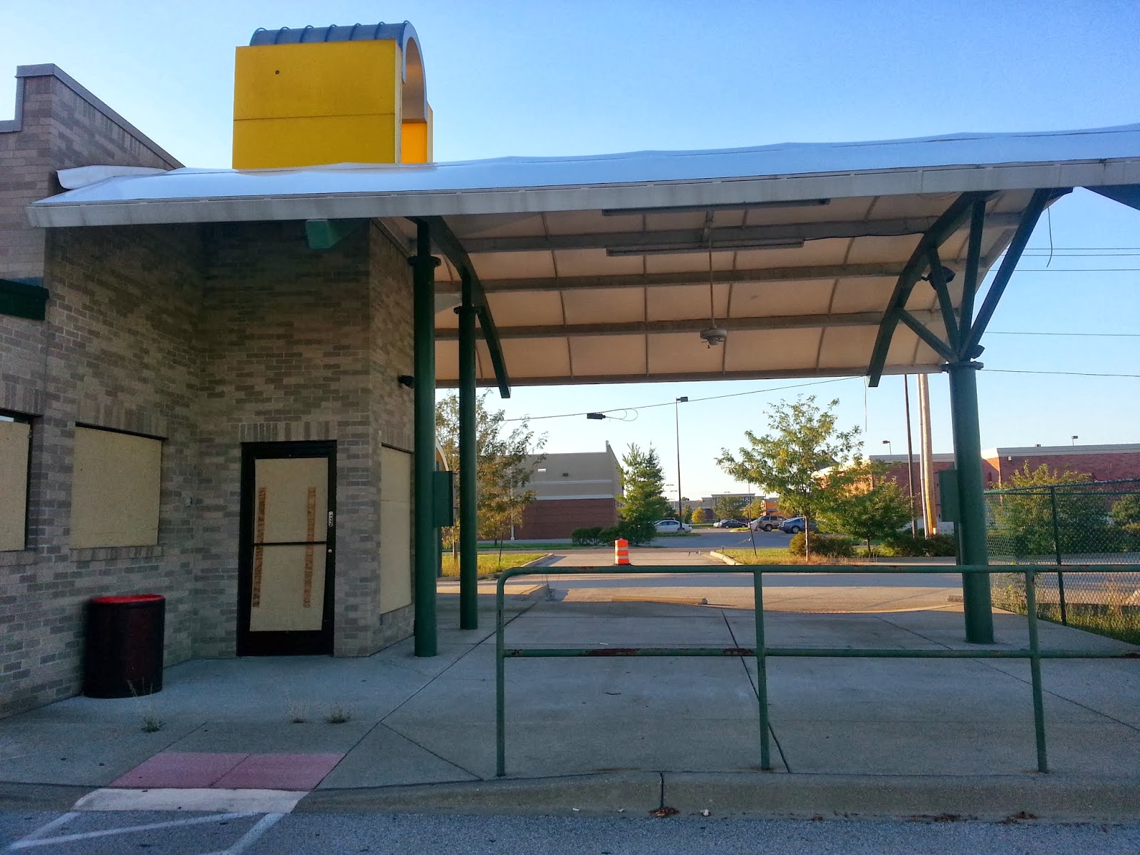 Eerie Indiana Abandoned Sonic Drive In Restaurant Clarksville Abandoned Sonic Drive In Restaurant Clarksville Indiana