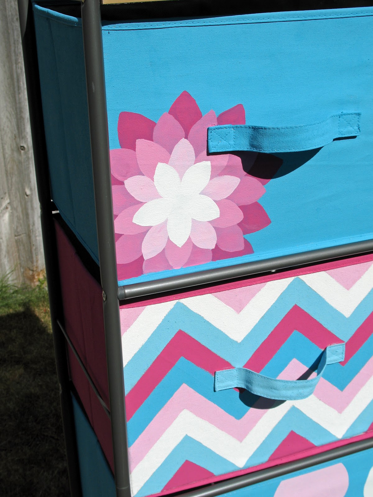 Painted Canvas Bins Thecraftpatchblog Painted Canvas Bins
