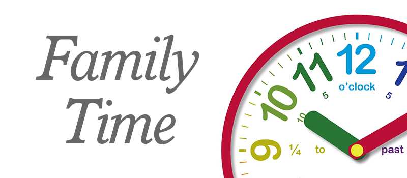 семья. времяпровождение с семьей. семья на отдыхе. Family dinner 2022. Have a family dinner.