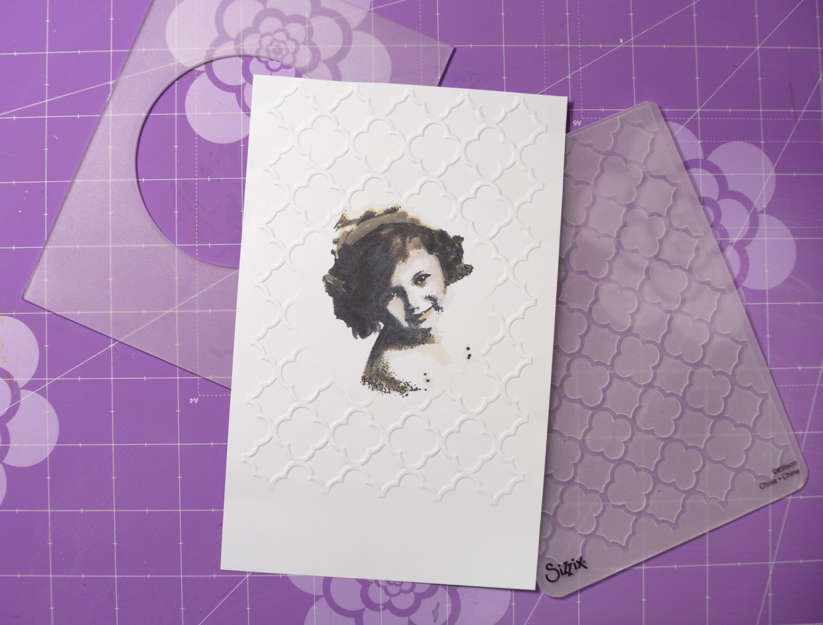 Playing with embossing folders and diffuser plates Elina Stromberg