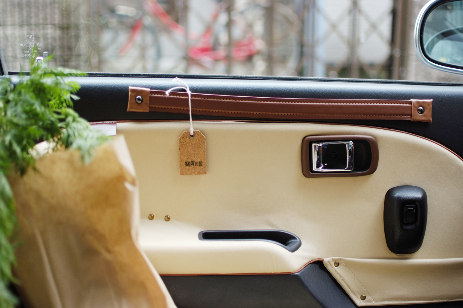 ミラジーノのドアトリム（内張り）を張り替える : コモリ夫妻