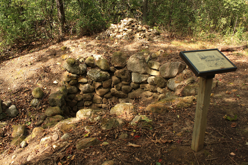 Nomadic Newfies John Muir trail in Kettle Moraine