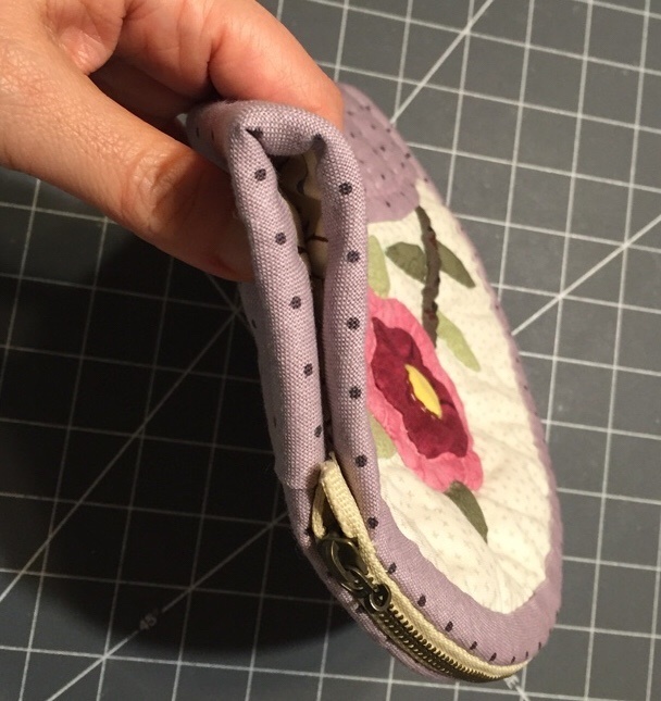 Simple cosmetic bags, patchwork. How to Sew Photo Sewing Tutorial.