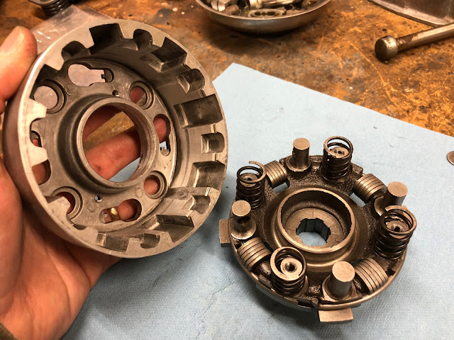 CT90 Clutch Pack Assembly Detail Build-up
