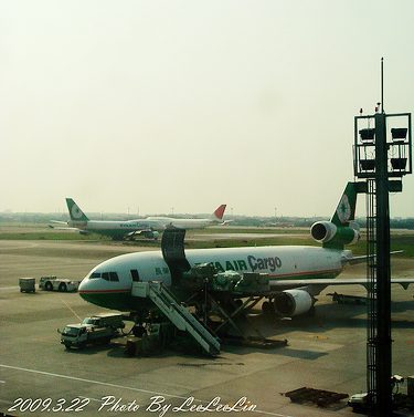 大園飛機起降私房景點|長榮航空員工餐廳