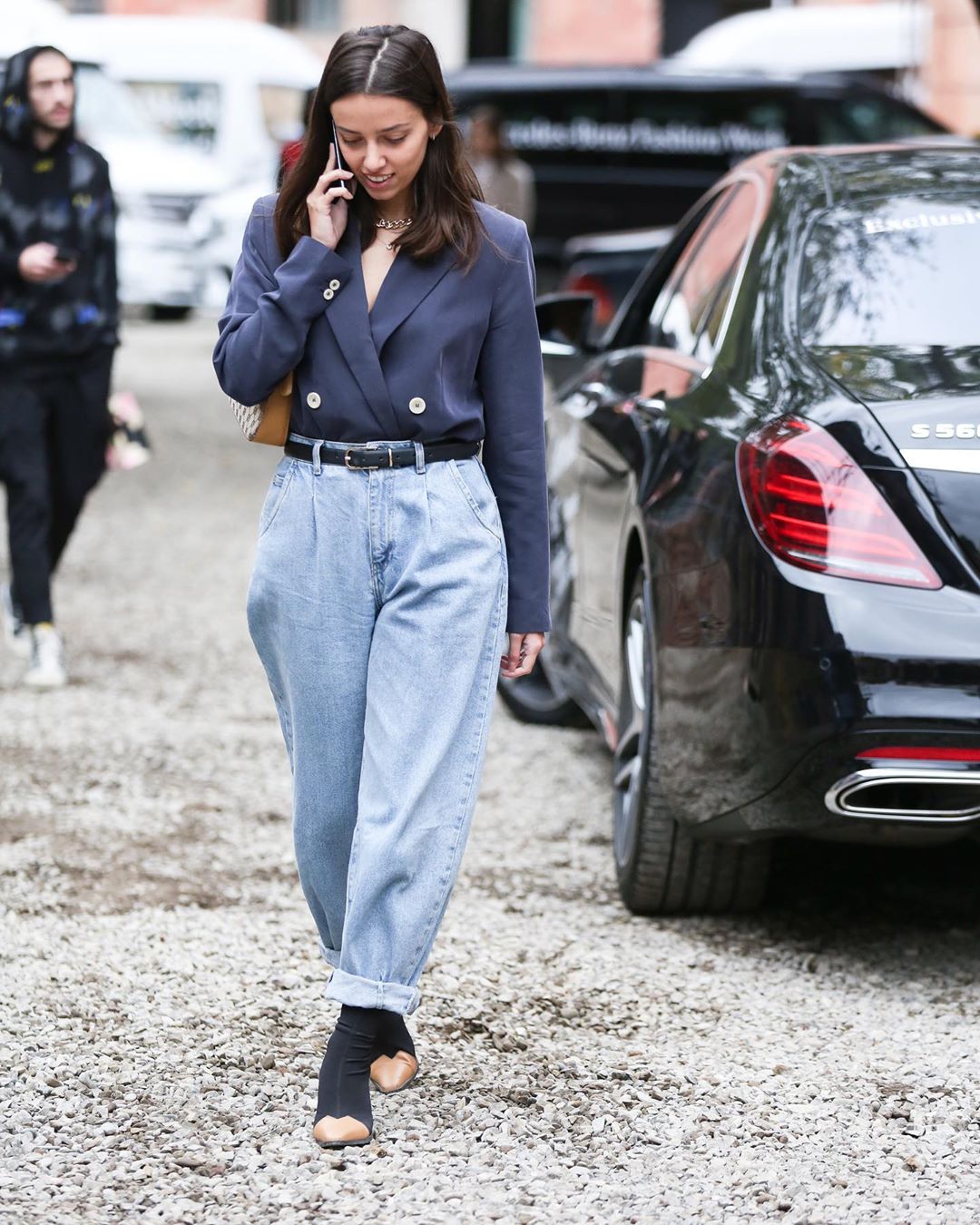 High-Waisted Mom Jeans are Still Having a Fashion Moment