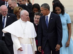 Pope Francis Arrives US, Welcomed by President Obama And Wife