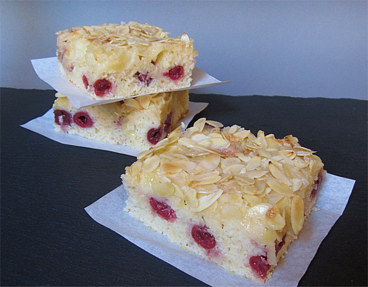 Kirsch-Buttermilch-Kuchen