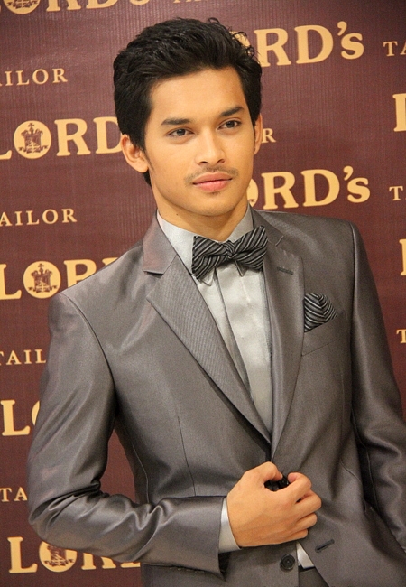 akulah balqis biodata aeril zafril