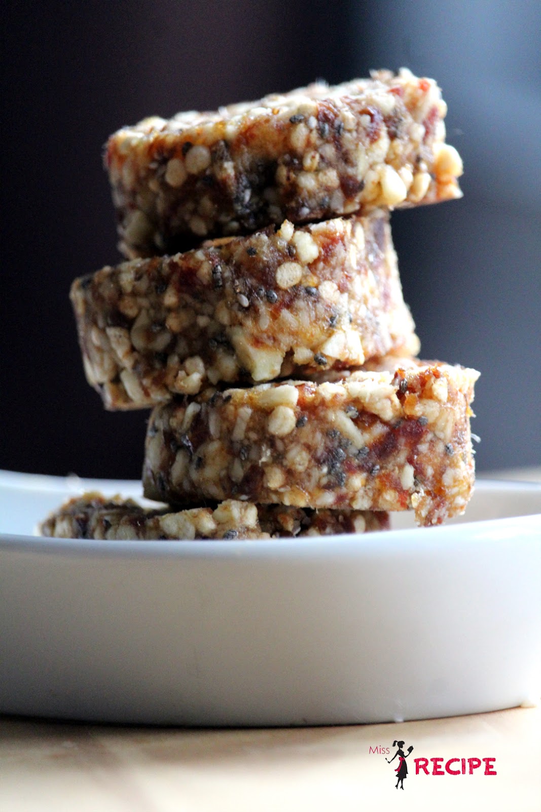 Biscuits sans cuisson amandes, citron et quinoa soufflé Raw lemon