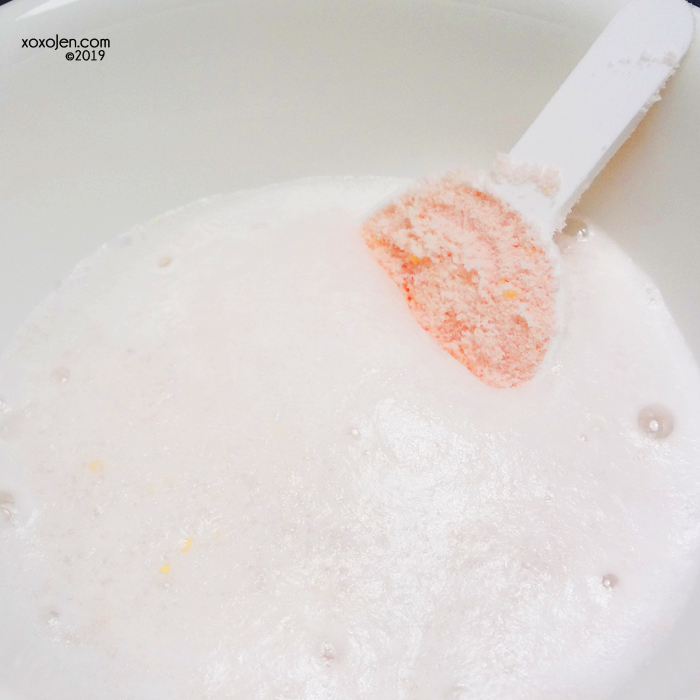 xoxoJen's swatch of KBShimmer Wacky Watermelon Popping Bath Powder