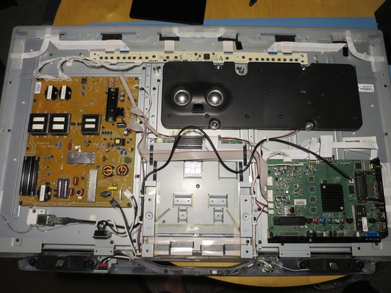 Bangladesh der skål Alpengeist's TV (and other stuff) Repair Blog: Philips 40PFL9715K - 9 blinks  TCON board defect - FDS8813NZ MOSFET failure